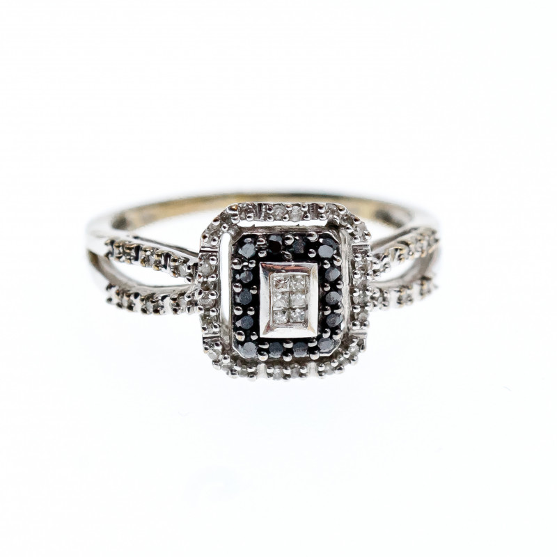 Sky Jewelry Золотое кольцо 10К (417 проба) с Бриллиантами и камнями Черная Шпинель