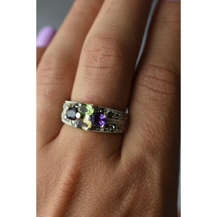 Sky Jewelry Серебряное кольцо 925 проба с камнями Морион , Гранат,  Перидот,  Цитрин и Турмалин