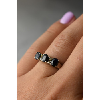 Sky Jewelry Серебряное кольцо с камнем Сапфир и фианитами