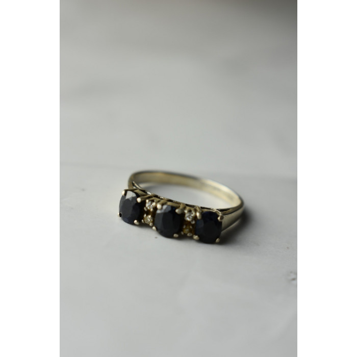 Sky Jewelry Серебряное кольцо с камнем Сапфир и фианитами