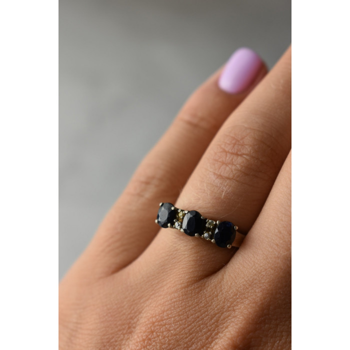 Sky Jewelry Серебряное кольцо с камнем Сапфир и фианитами
