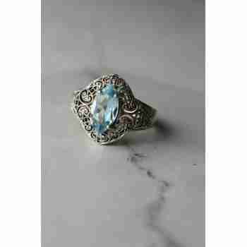 Sky Jewelry Серебряное кольцо с камнем Голубая Шпинель 925 проба
