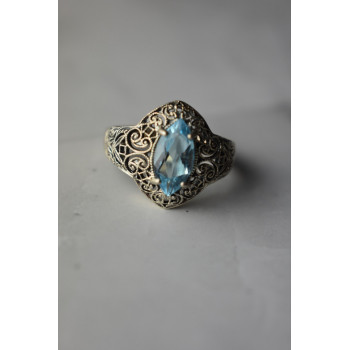 Sky Jewelry Серебряное кольцо с камнем Голубая Шпинель 925 проба