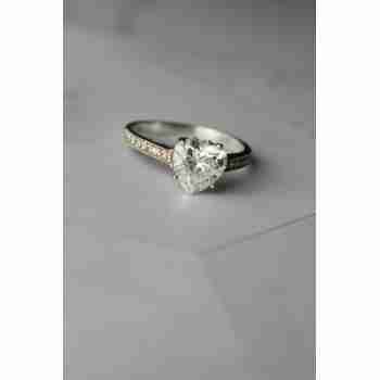 Sky Jewelry Серебряное кольцо 925 проба с фианитами *Сердце*