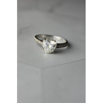 Sky Jewelry Серебряное кольцо 925 проба с фианитами *Сердце*