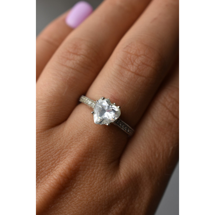 Sky Jewelry Серебряное кольцо 925 проба с фианитами *Сердце*