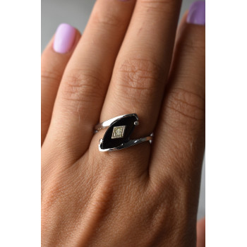 Sky Jewelry Серебряное кольцо с  Черным Агатом и фианитом