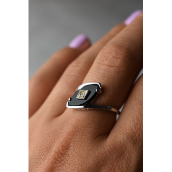 Sky Jewelry Серебряное кольцо с  Черным Агатом и фианитом