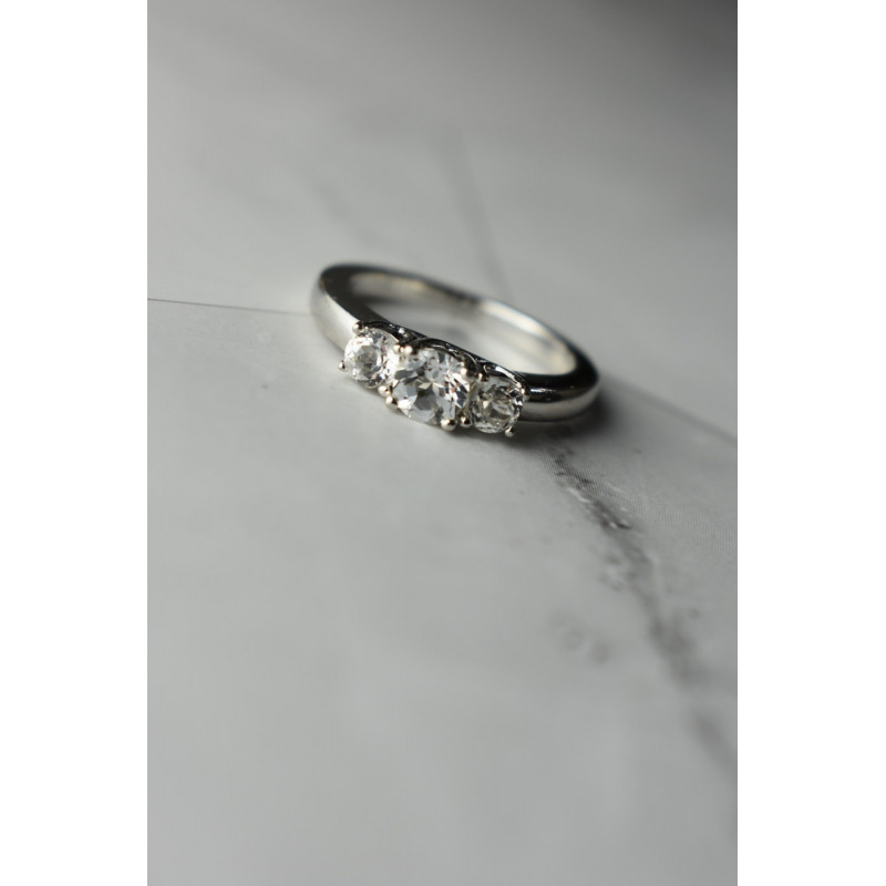 Sky Jewelry Серебряное кольцо с белой (бесцветной) Шпинелью 925 проба 