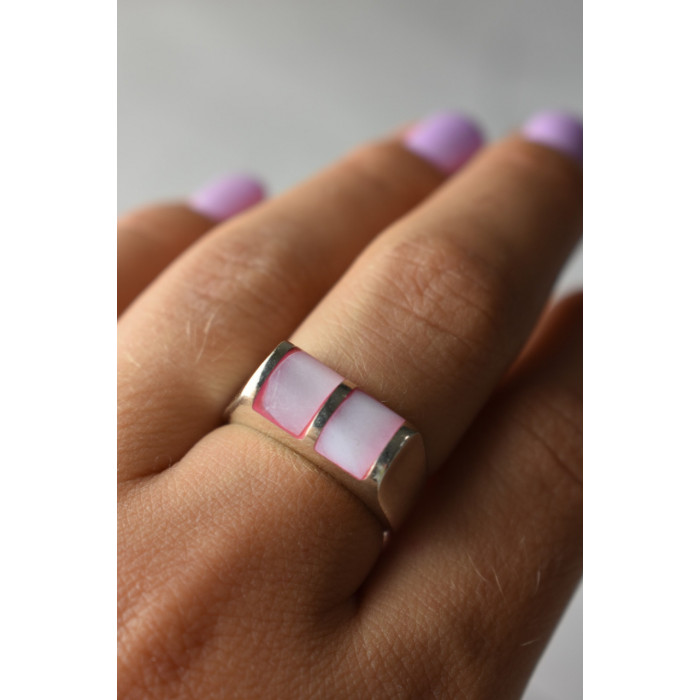 Sky Jewelry Серебряное кольцо 925 пробы с розовым Перламутром
