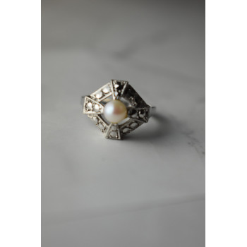 Sky Jewelry Серебряное кольцо с жемчугом и марказитами