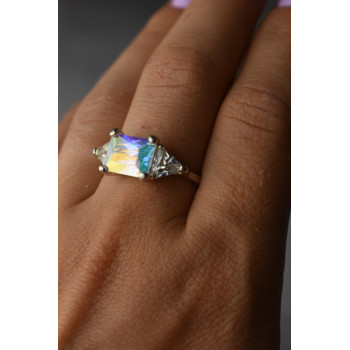 Sky Jewelry Серебряное кольцо со сверкающим камнем Алпанит и фианитами