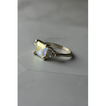 Sky Jewelry Серебряное кольцо со сверкающим камнем Алпанит и фианитами