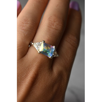 Sky Jewelry Серебряное кольцо со сверкающим камнем Алпанит и фианитами