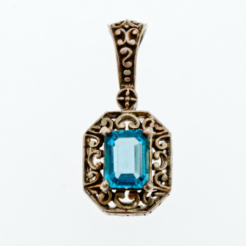 Sky Jewelry Серебряный кулон с топазом