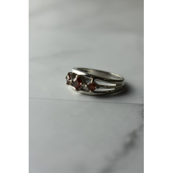Sky Jewelry Серебряное кольцо 925 проба с Гранатом * 3 Граната*