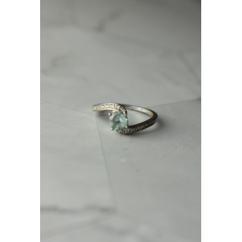 Sky Jewelry Серебряное кольцо 925 пробы с голубой  Шпинелью и фианитами