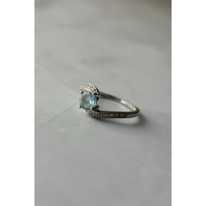 Sky Jewelry Серебряное кольцо 925 пробы с голубой  Шпинелью и фианитами