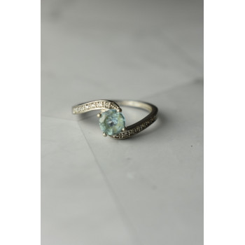 Sky Jewelry Серебряное кольцо 925 пробы с голубой  Шпинелью и фианитами