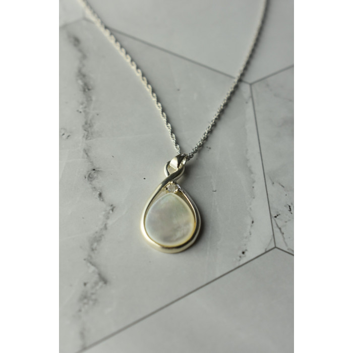 Sky Jewelry Серебряная цепочка с кулоном  Перламутр и бесцветный Кварц