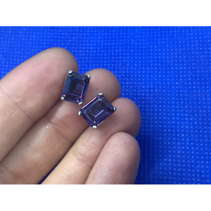 Sky Jewelry Серебряные серьги-гвоздики с камнем аметист