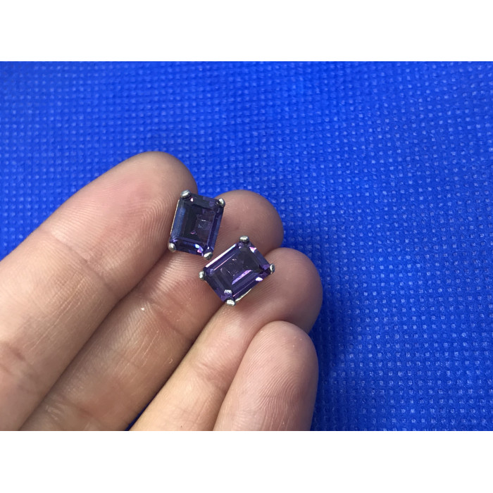 Sky Jewelry Серебряные серьги-гвоздики с камнем аметист