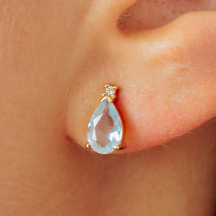 Sky Jewelry Золотые серьги-гвоздики с Топазом и Бриллиантом