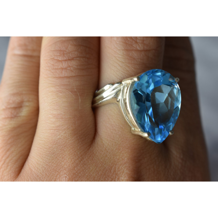 Sky Jewelry Серебряное кольцо с Голубым Топазом 925 проба