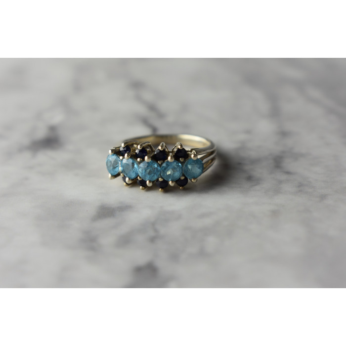 Sky Jewelry Серебряное кольцо с Голубой Шпинелью и Сапфирами