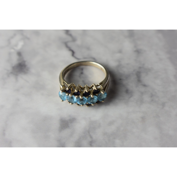 Sky Jewelry Серебряное кольцо с Голубой Шпинелью и Сапфирами