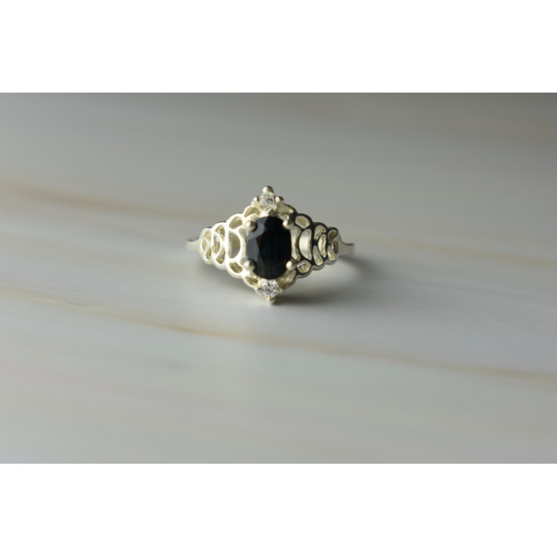 Sky Jewelry Серебряное кольцо 925 пробы со Шпинелью и фианитами