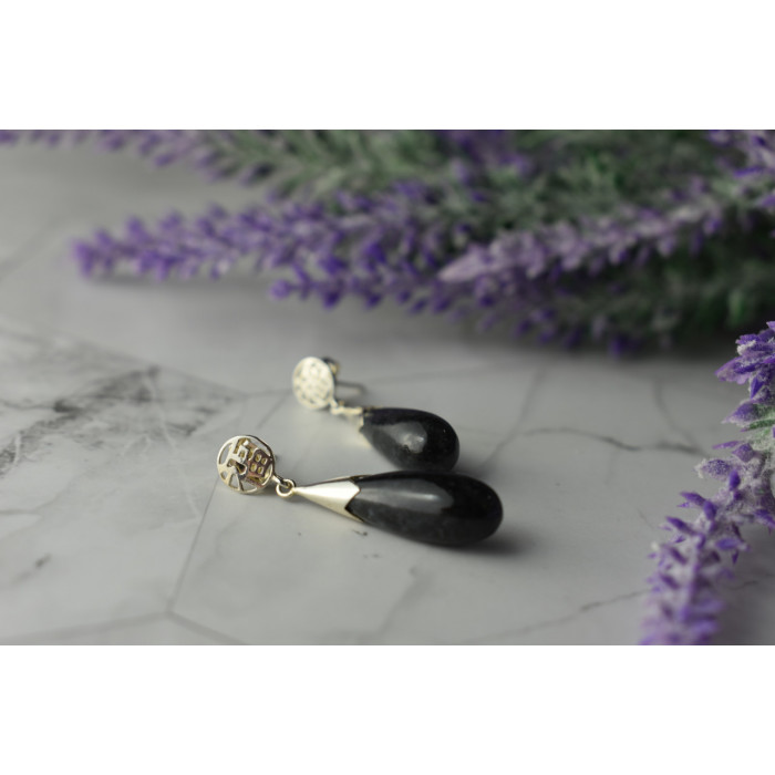 Sky Jewelry Серебряные серьги-гвоздики  с черной Яшмой