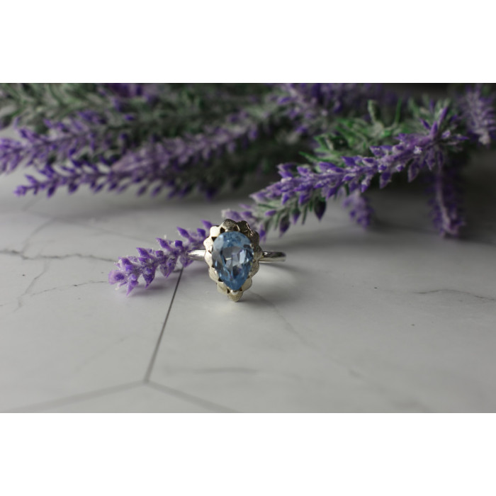 Sky Jewelry Винтажное Серебряное кольцо с топазом