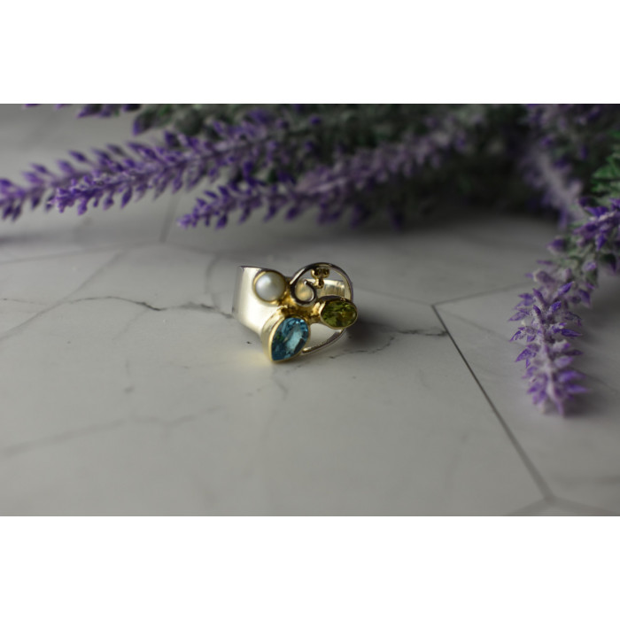 Sky Jewelry Серебряное кольцо с Жемчугом, Голубой Шпинелью и Перидотом
