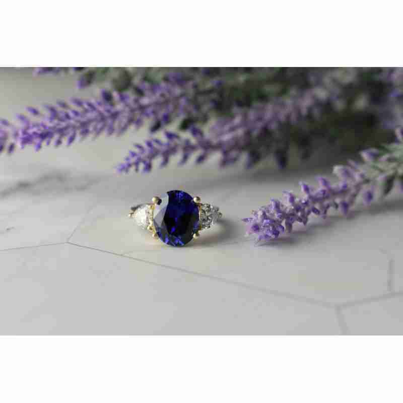 Sky Jewelry Серебряное кольцо с камнем Сапфир и фианиты