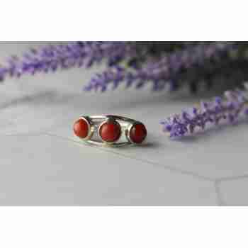 Sky Jewelry Серебряное кольцо с красными Кораллами