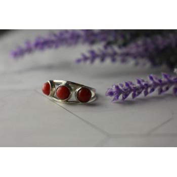 Sky Jewelry Серебряное кольцо с красными Кораллами