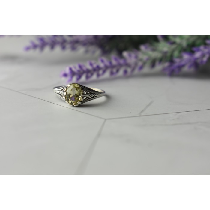 Sky Jewelry Серебряное кольцо с камнем Демантоид