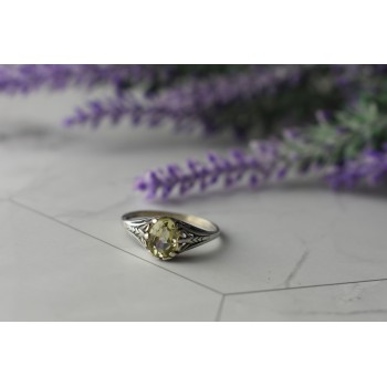 Sky Jewelry Серебряное кольцо с камнем Демантоид