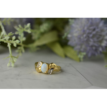 Sky Jewelry Золотое кольцо с Опалом и Бриллиантами