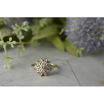 Sky Jewelry Золотое кольцо с Бриллиантом  0.10 карат   *Нежный Цветок*