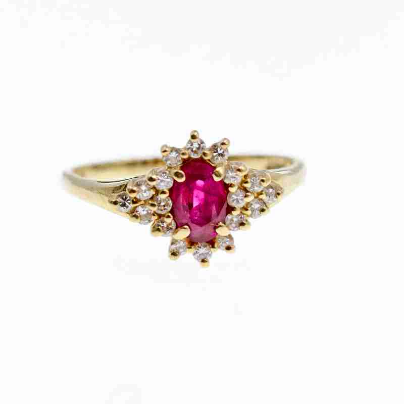 Sky Jewelry Золотое кольцо с Рубином  и Бриллиантами   *Нежность Рубина*
