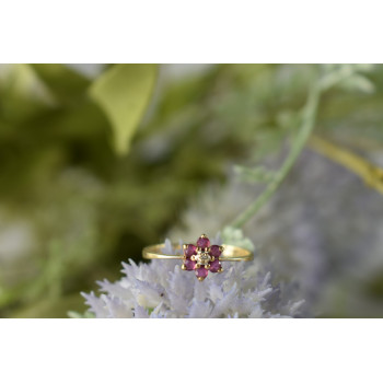 Sky Jewelry Золотое кольцо с Рубинами  и Бриллиантом 10К (417 проба)