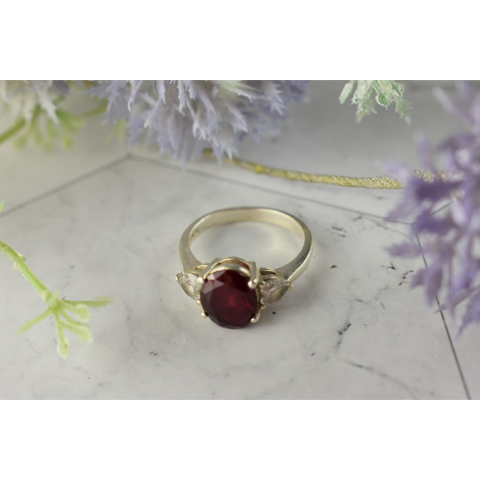 Sky Jewelry Серебряное кольцо с камнем Шпинель и фианитами