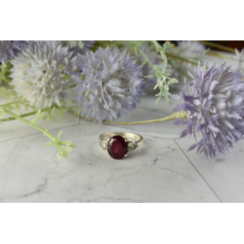 Sky Jewelry Серебряное кольцо с камнем Шпинель и фианитами