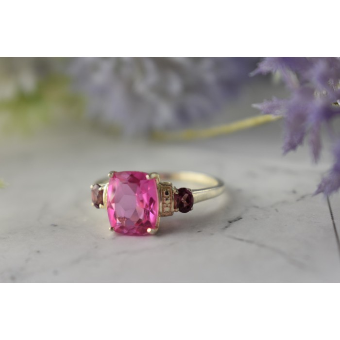 Sky Jewelry Серебряное кольцо с Морганитом и камнями Рубеллит