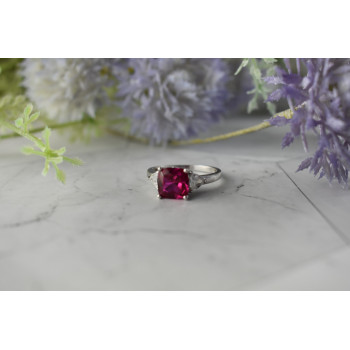 Sky Jewelry Серебряное кольцо 925 пробы с камнями Розовый Топаз и Гошенит (берилл)