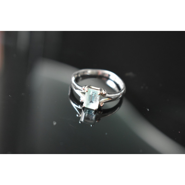 Sky Jewelry Серебряное кольцо с камнем Голубая Шпинель 925 проба