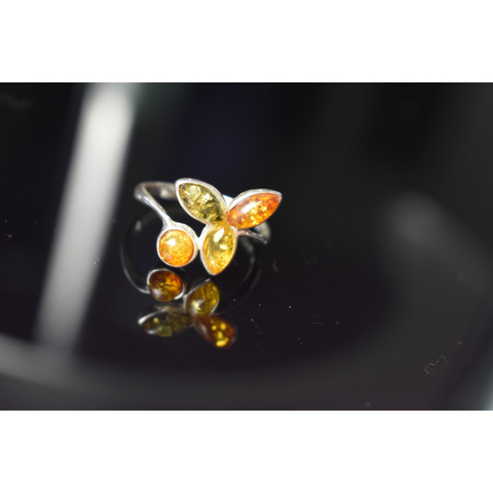 Sky Jewelry Серебряное кольцо 925 проба с Янтарем