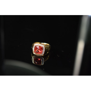 Sky Jewelry Серебряное кольцо в позолоте с камнем Шпинель и Фианитами